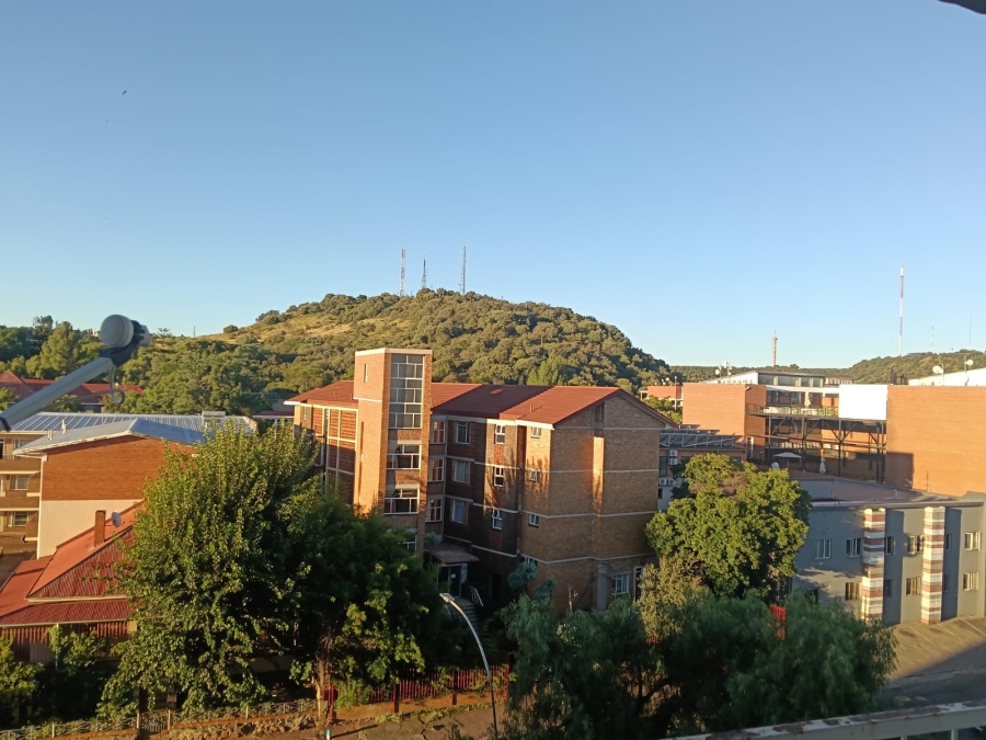 2 Bedroom Property for Sale in Westdene Free State